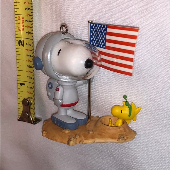 Hallmark Keepsake Ornaments Peanuts Collection - Picture 6 of 8
